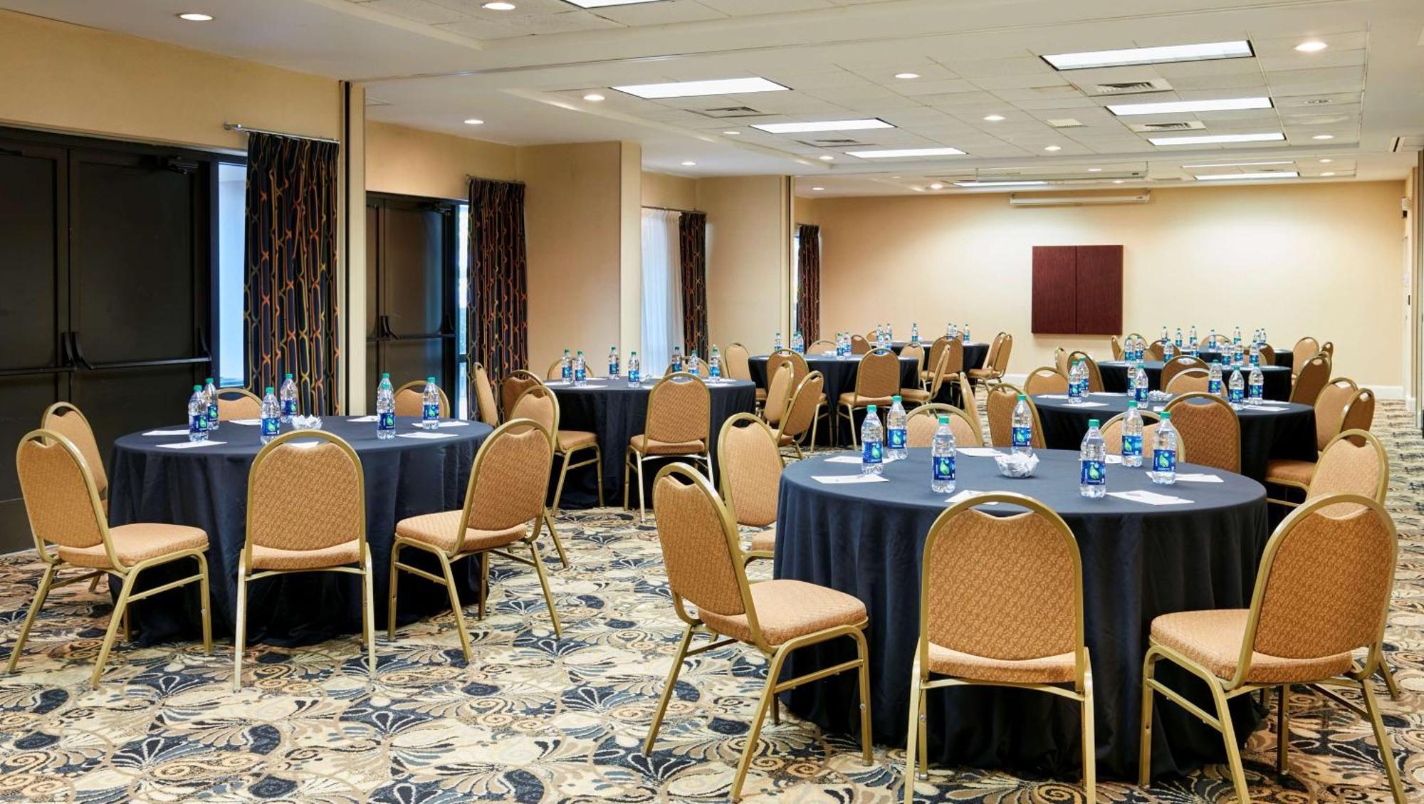Hampton Inn & Suites Concord-Charlotte Eksteriør bilde