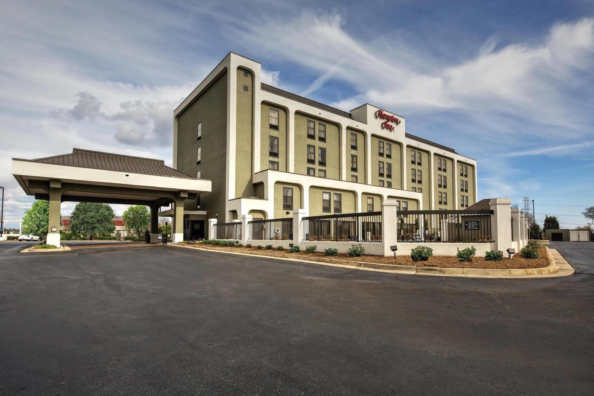 Hampton Inn & Suites Concord-Charlotte Eksteriør bilde