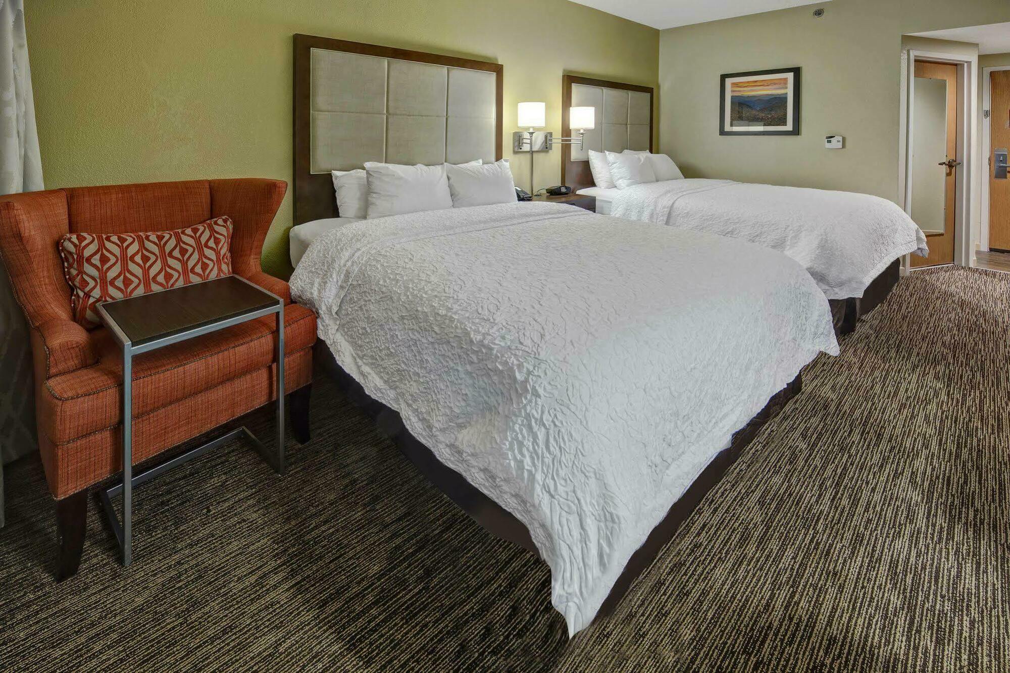Hampton Inn & Suites Concord-Charlotte Eksteriør bilde